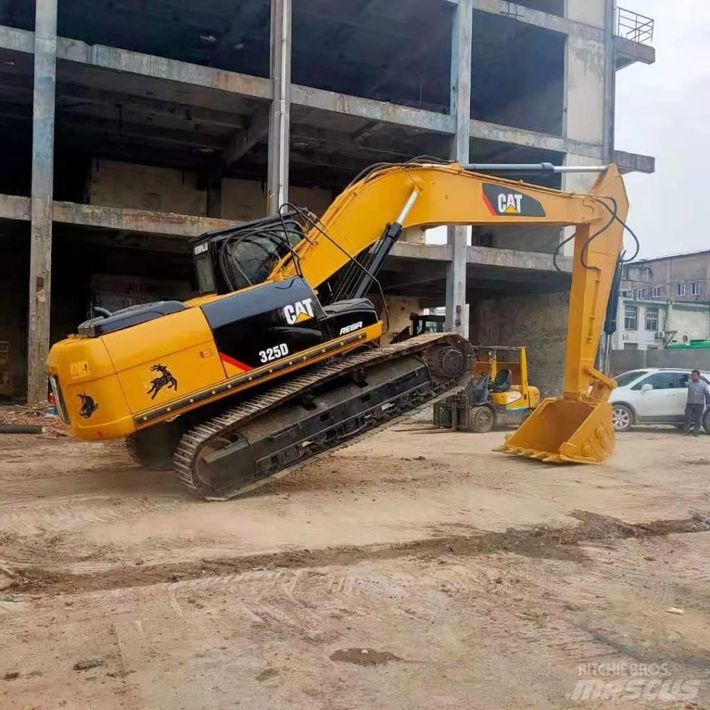 CAT 325 D Pásová rýpadla