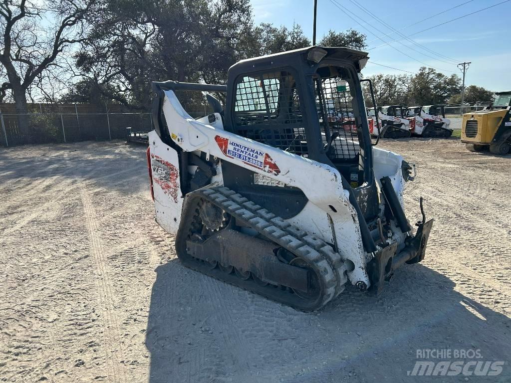Bobcat T64 Smykem řízené nakladače