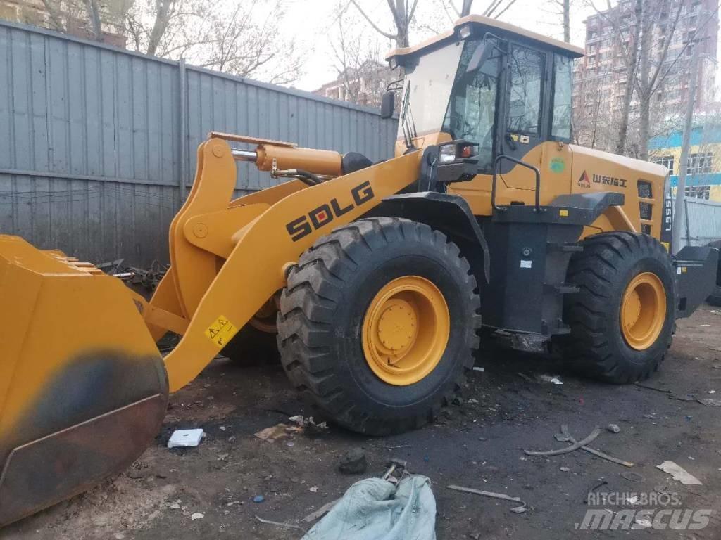 SDLG L 955 F Kolové nakladače