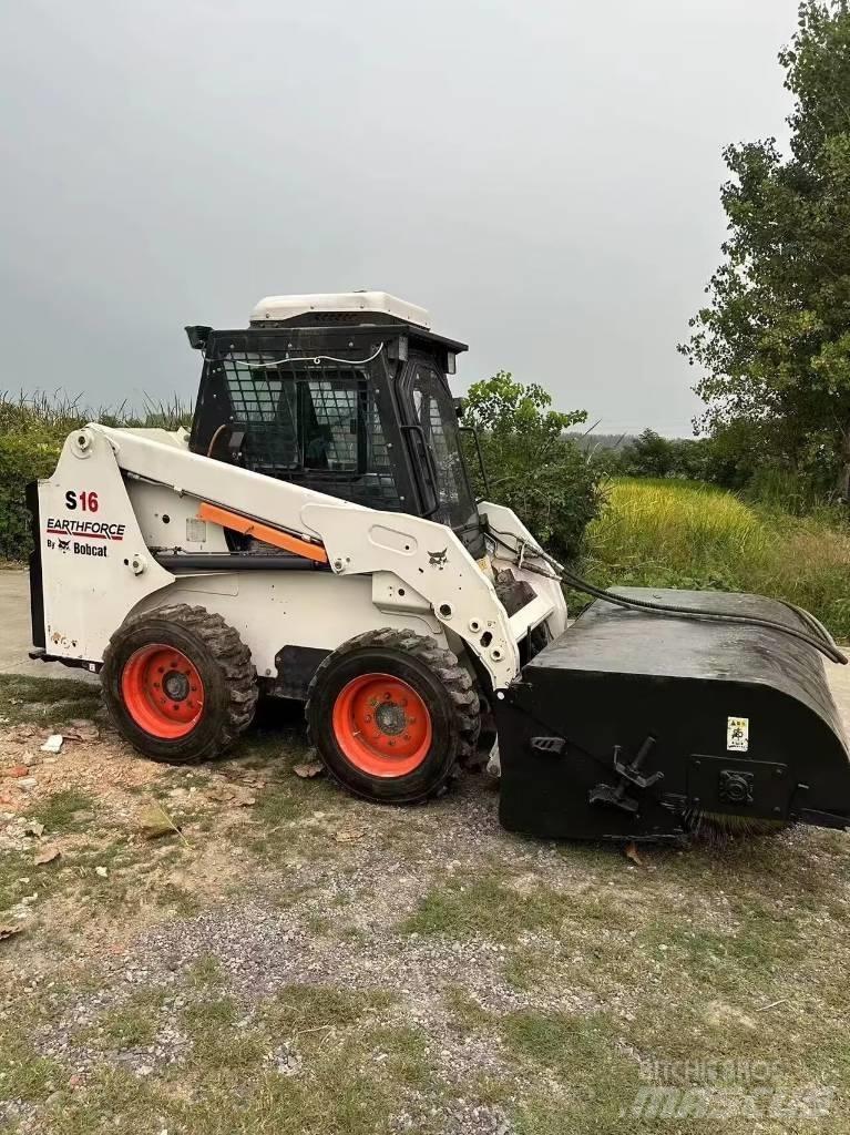 Bobcat S 16 Smykem řízené nakladače