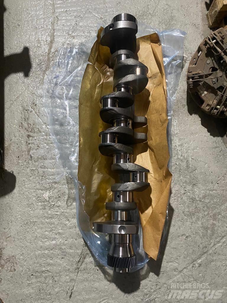Fendt 615 CRANKSHAFT Motory