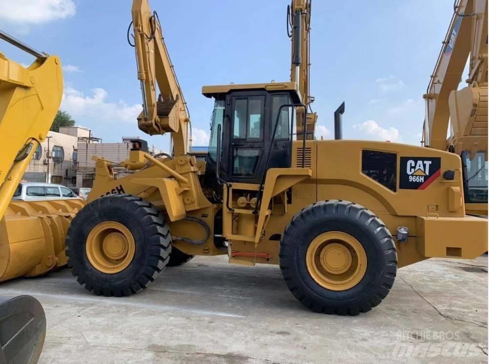 CAT 966H Kolové nakladače