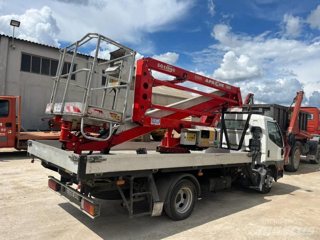 Mitsubishi Canter Hákový nosič kontejnerů