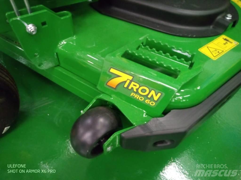 John Deere Z 950 R Sekačky s nulovým poloměrem otáčení