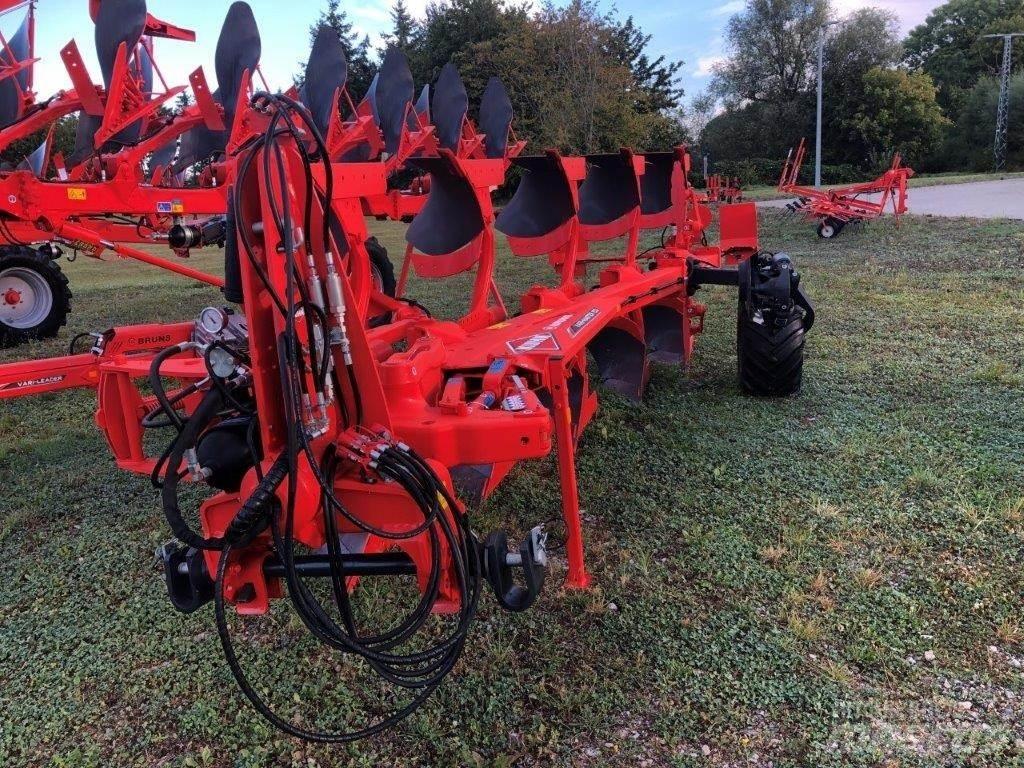 Kuhn VM 153 5 Pluhy