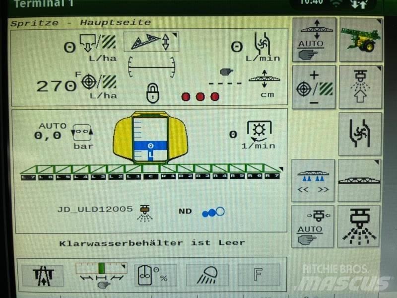 John Deere R740i Tažené postřikovače