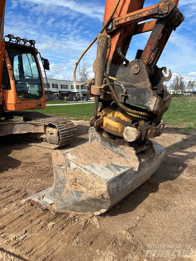 Doosan DX 255 LC Pásová rýpadla