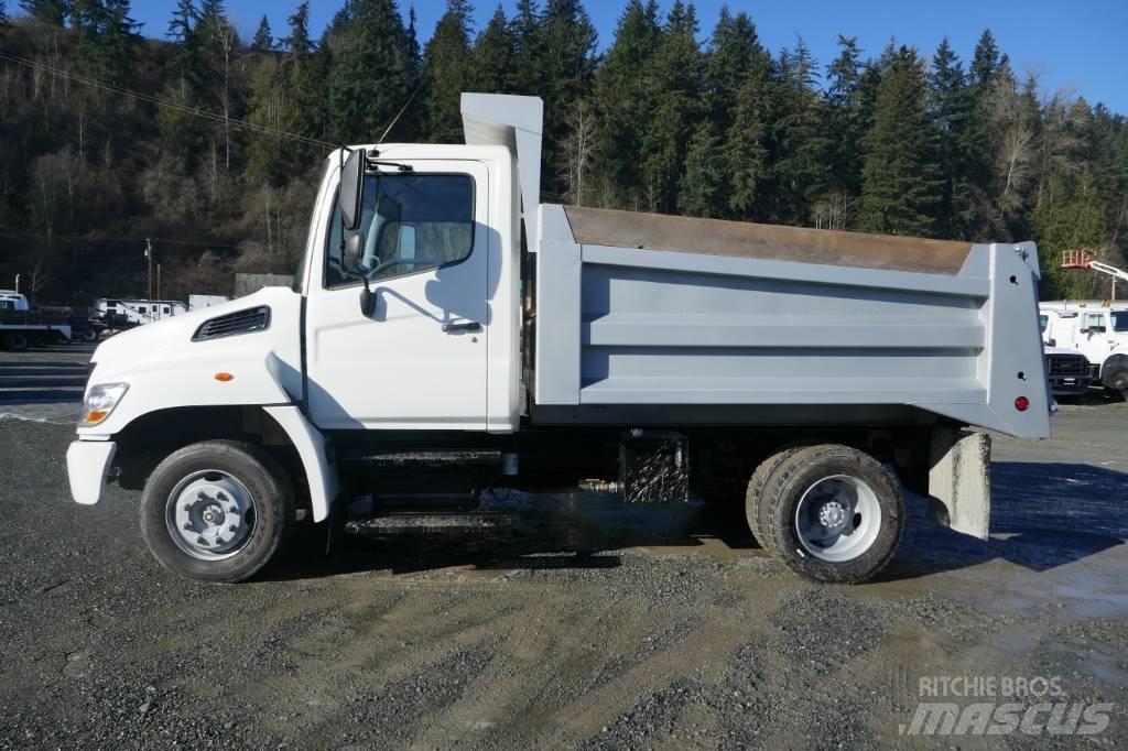 Hino 258 LP Sklápěče