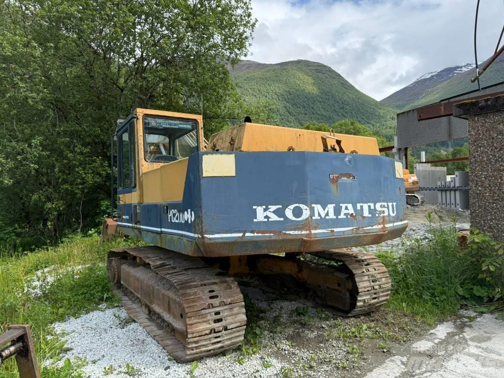 Komatsu PC 200-3 Pásová rýpadla