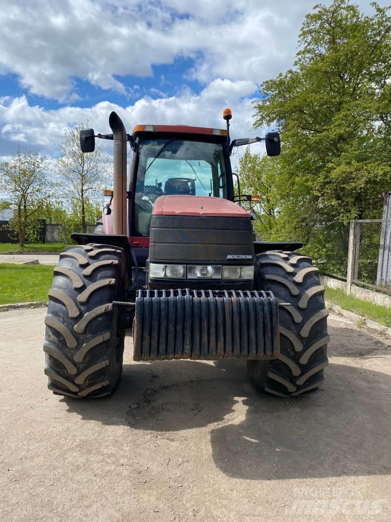 Case IH MX 230 Traktory