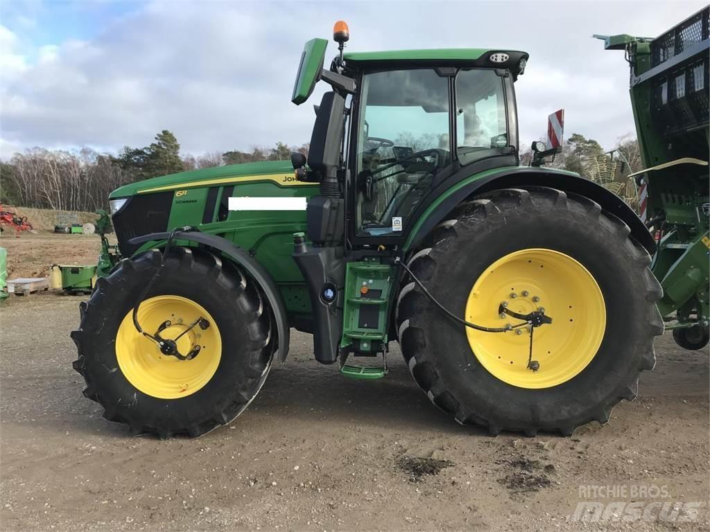 John Deere 6R 250 Traktory