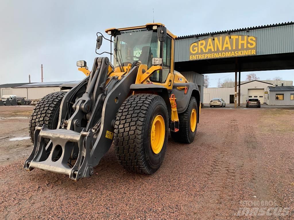 Volvo L 110 H / L110H Kolové nakladače