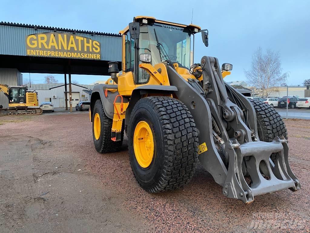 Volvo L 110 H / L110H Kolové nakladače