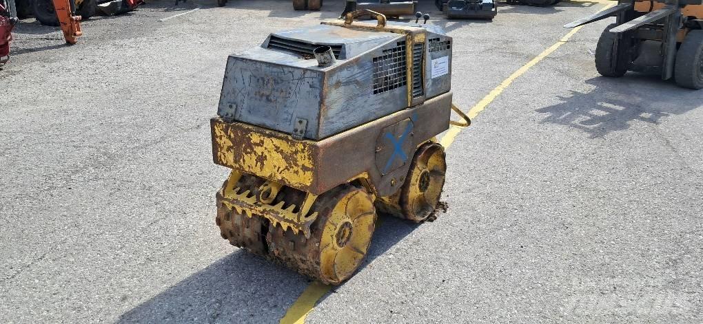 Bomag BW65T Půdní kompaktory