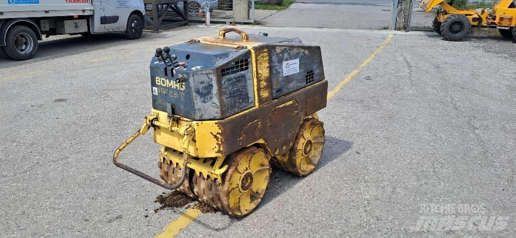 Bomag BW65T Půdní kompaktory