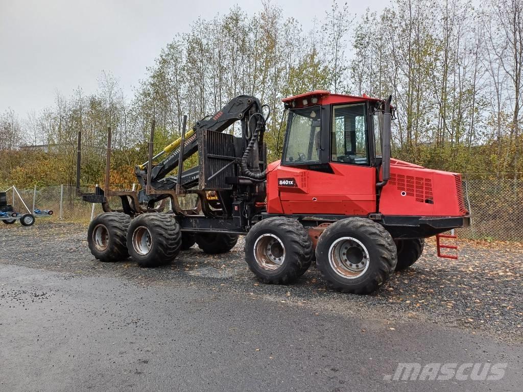 Komatsu 840 TX Vyvážecí traktory