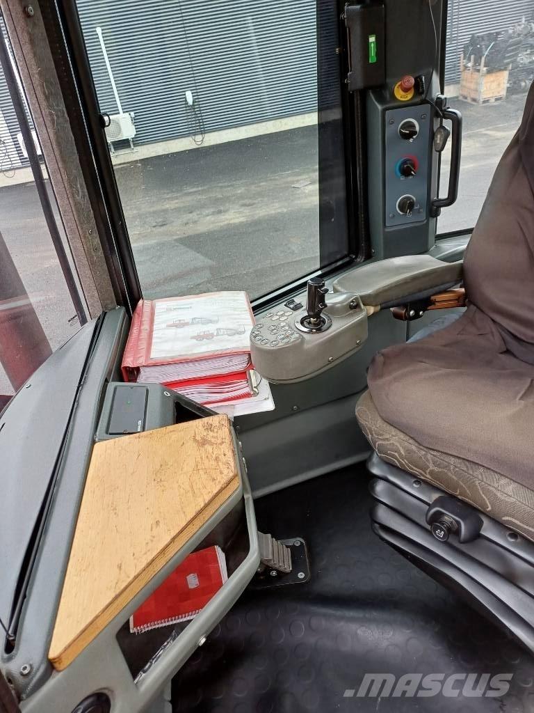 Komatsu 840 TX Vyvážecí traktory