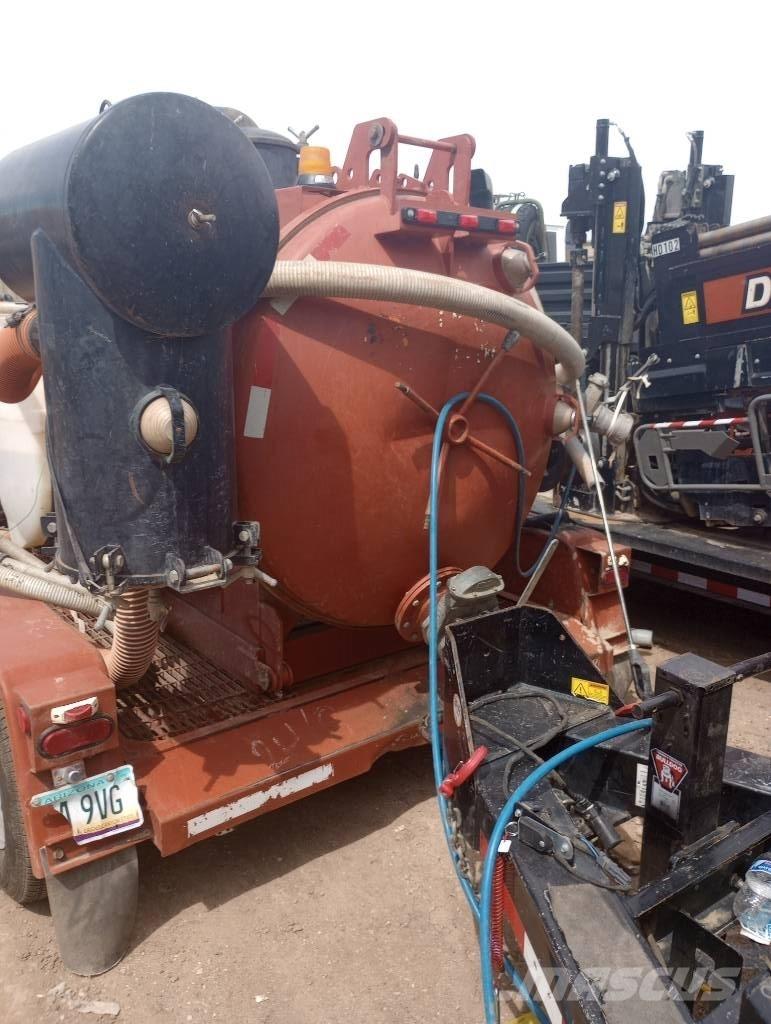 Ditch Witch FX30 Vac Příslušenství a náhradní díly k vrtným zařízením