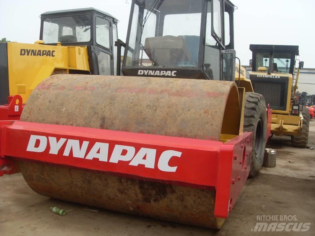 Dynapac CA 251 D Tahačové válce