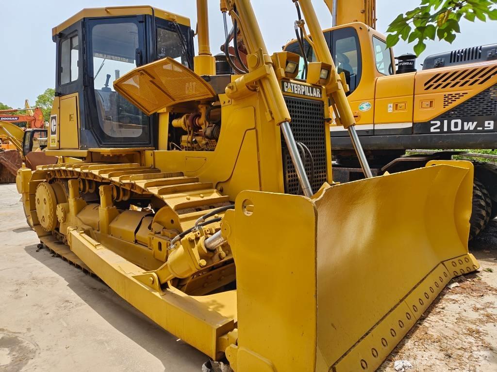 CAT D 7 G Pásové dozery