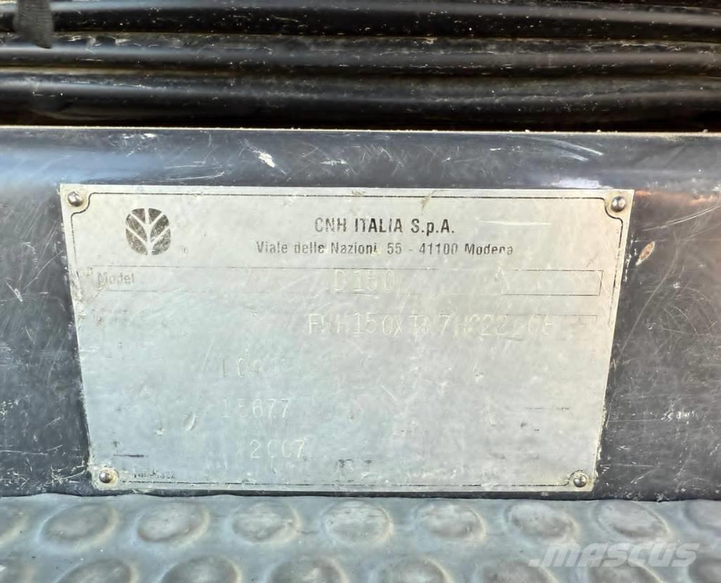 New Holland D 150 Pásové dozery