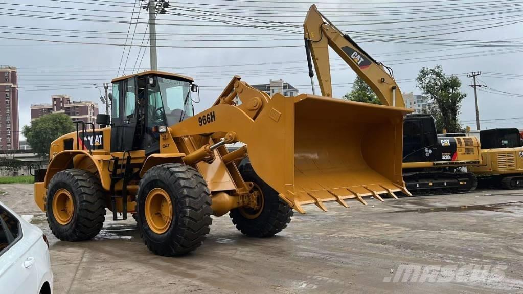 CAT 966 H Kolové nakladače
