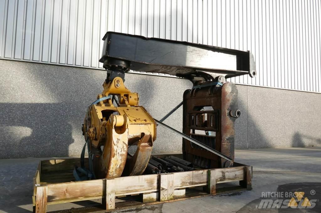 CAT 525D Grapple Doprava – ostatní