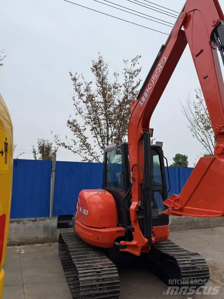 Kubota 163 Pásová rýpadla
