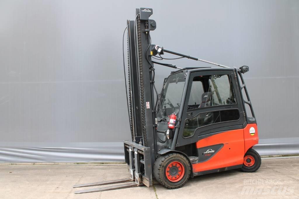 Linde E50HL-01 Akumulátorové vozíky