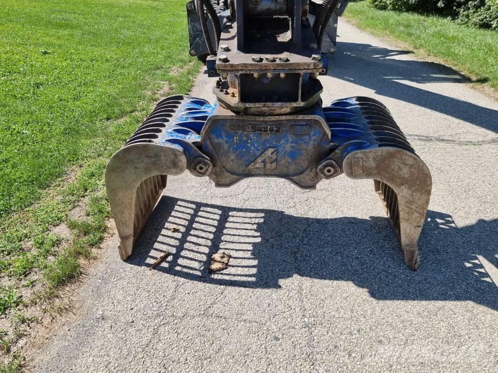 Fuchs MHL 250 Stroje pro manipulaci s odpadem