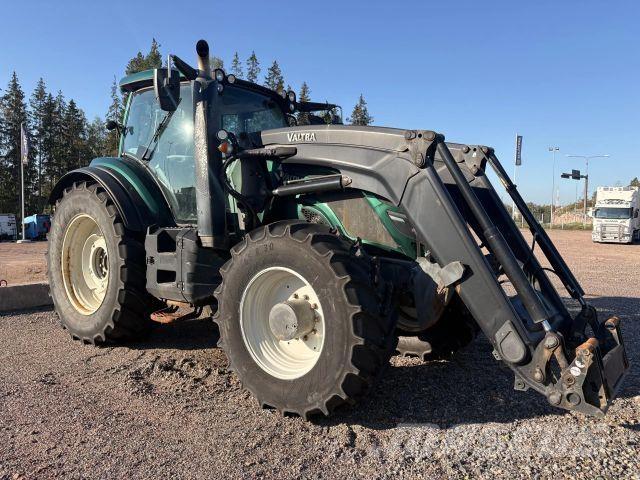 Valtra T234 Direct Traktory