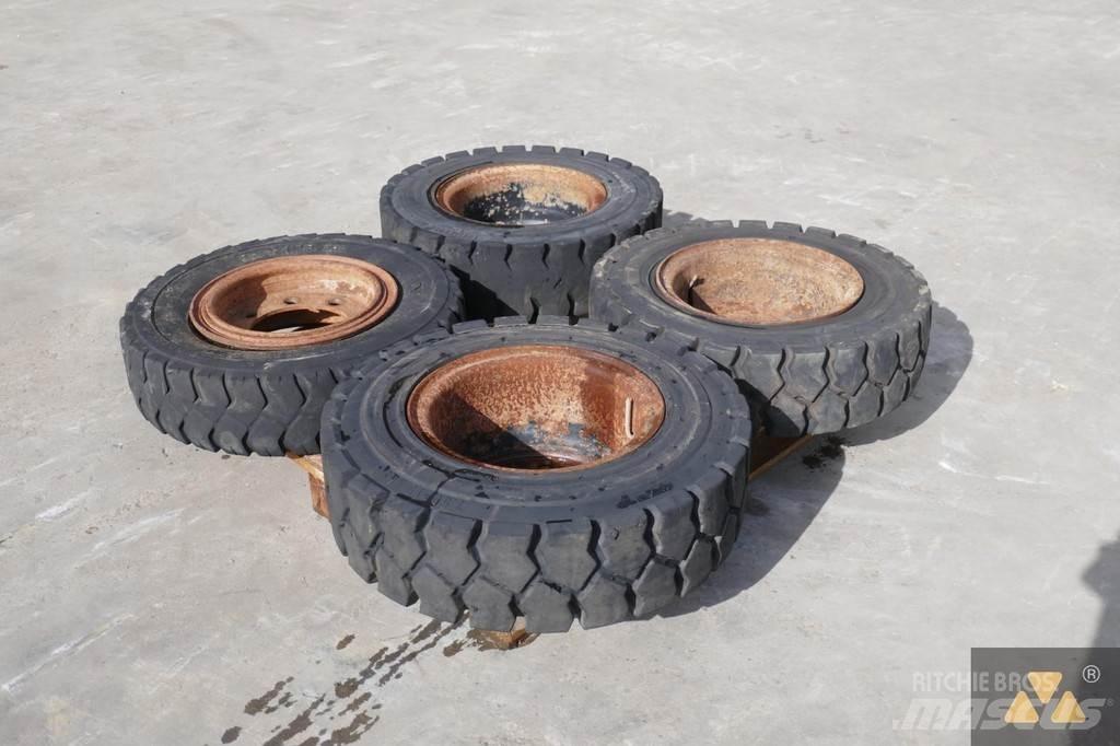 Trelleborg 7.50-15 Pneumatiky, kola a ráfky