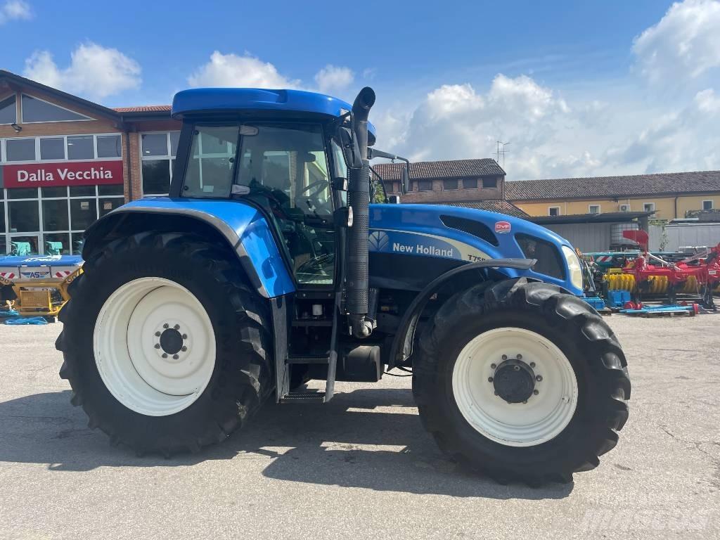 New Holland T 7550 Traktory