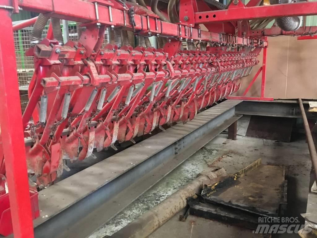 Gaspardo PE 400 Mechanické secí stroje