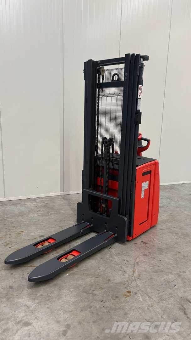 Linde L14 Samohybné vozíky