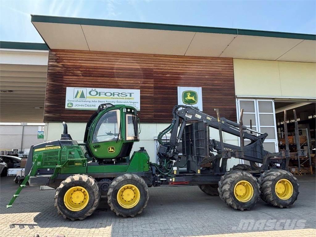 John Deere 1510 G Vyvážecí traktory