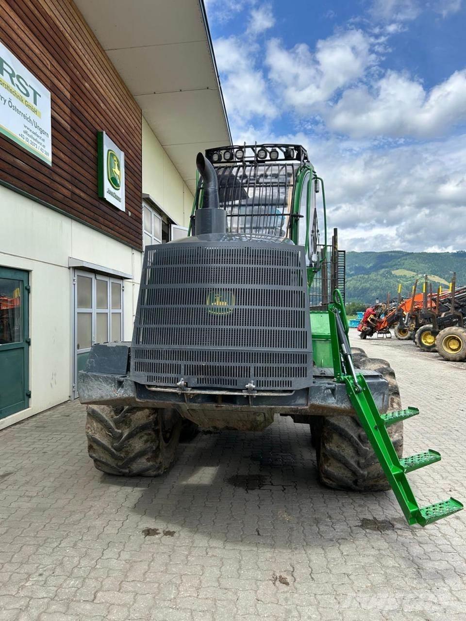 John Deere 1510 G Vyvážecí traktory