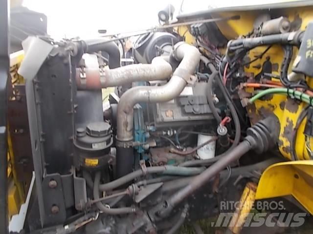 International 4900 Autojeřáby, hydraulické ruky