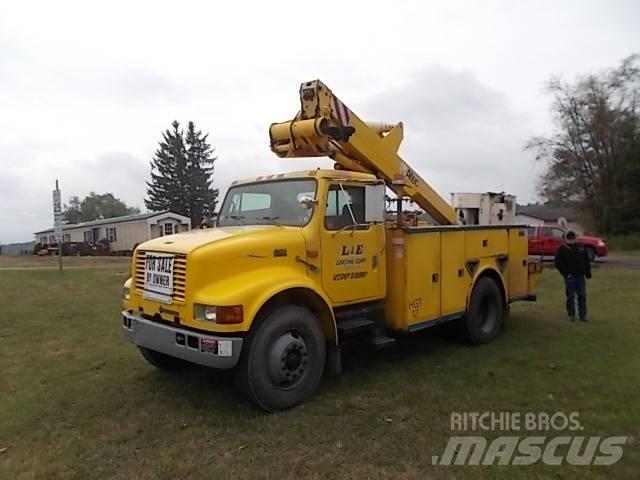 International 4900 Autojeřáby, hydraulické ruky