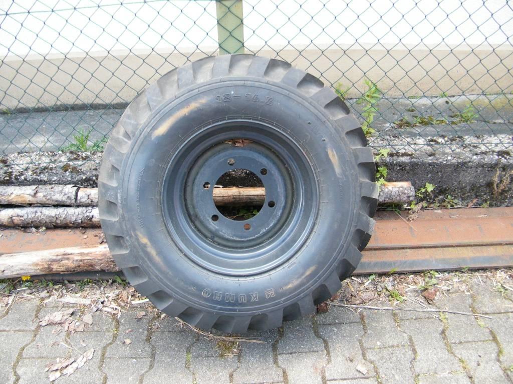 Kumho 12-16,5 Pneumatiky, kola a ráfky