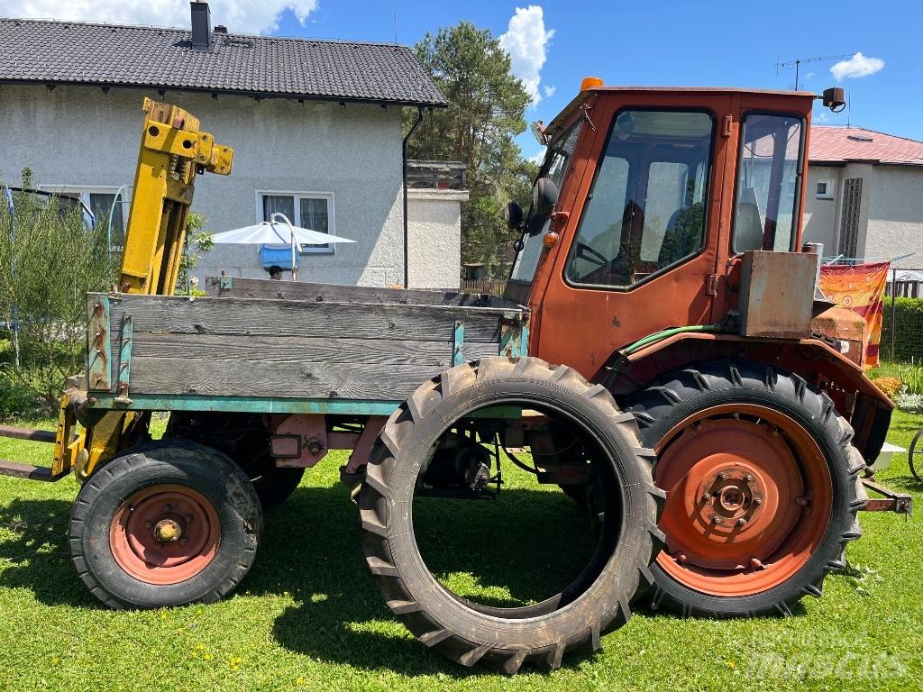 T -16M T16M Traktory