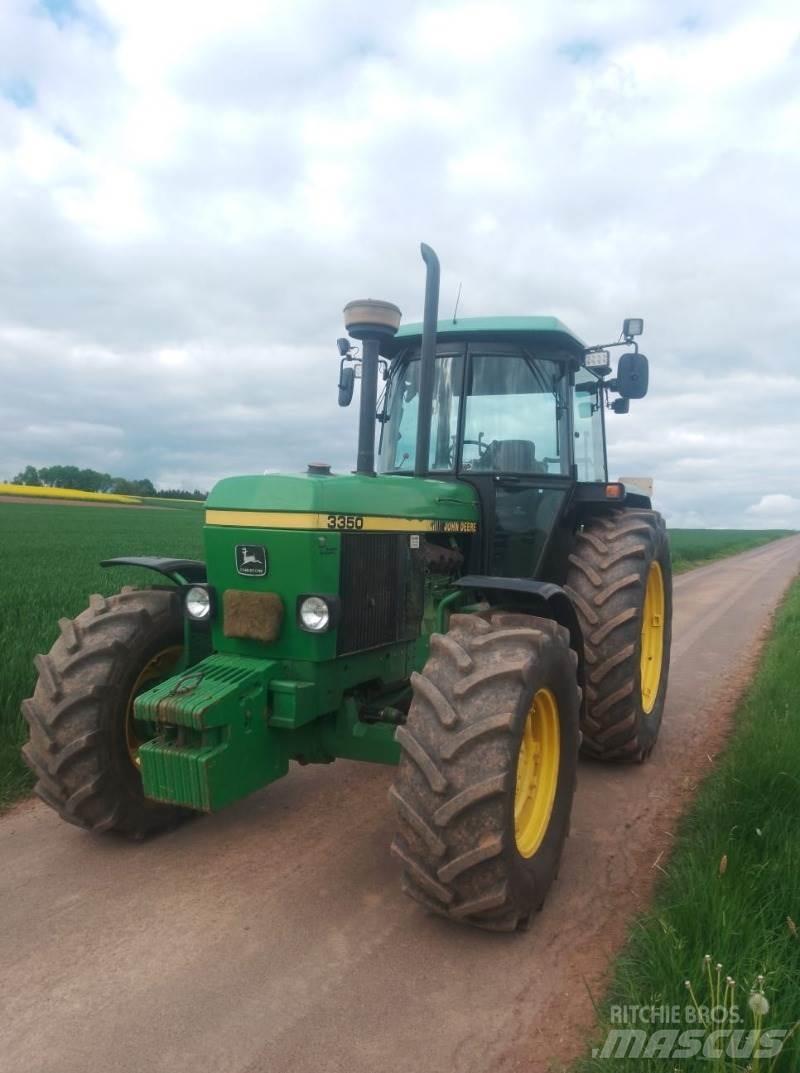John Deere 3350 Traktory
