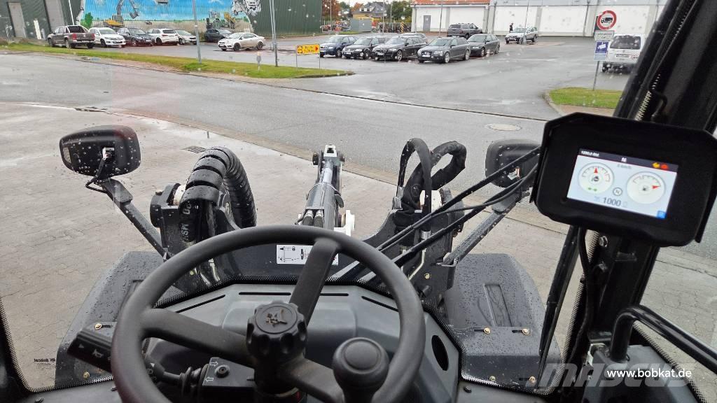 Bobcat L 85 Kolové nakladače