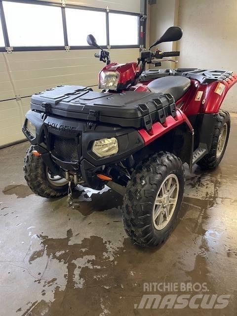Polaris Forest 850 Terénní vozidla