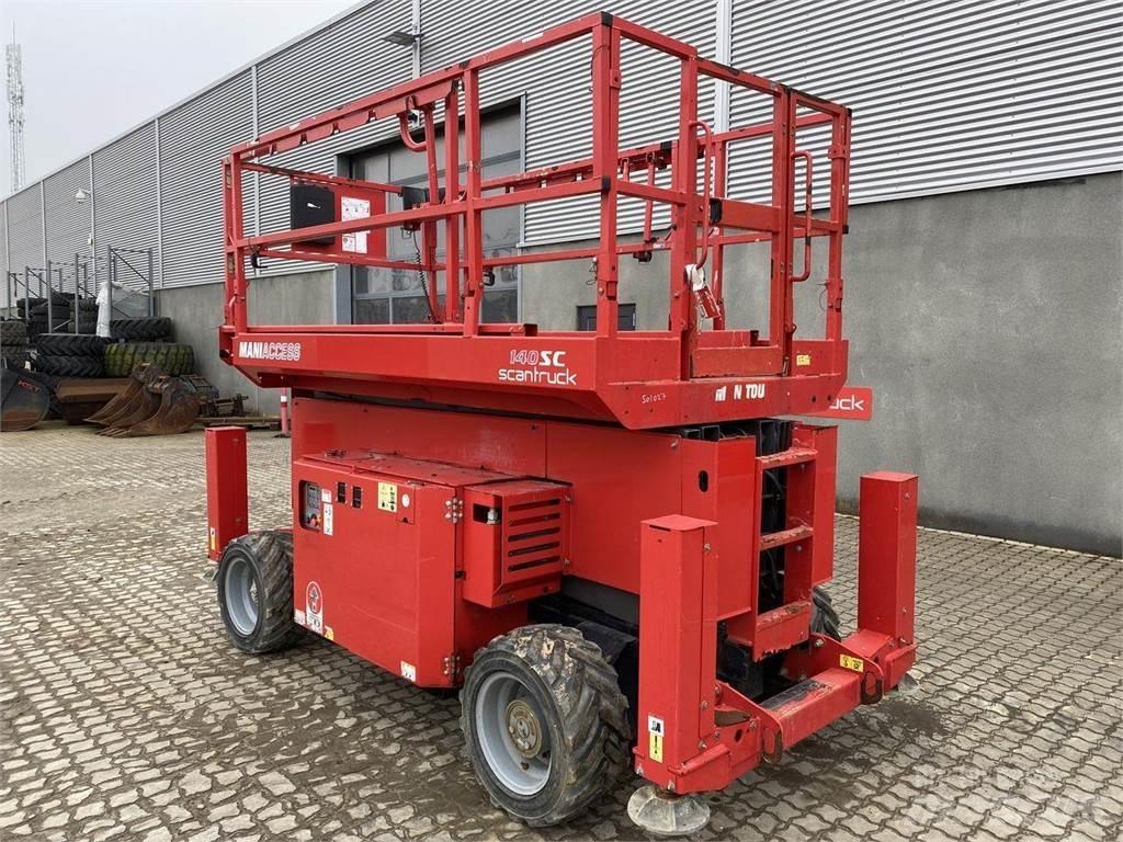 Manitou 140SC Nůžková zvedací plošina
