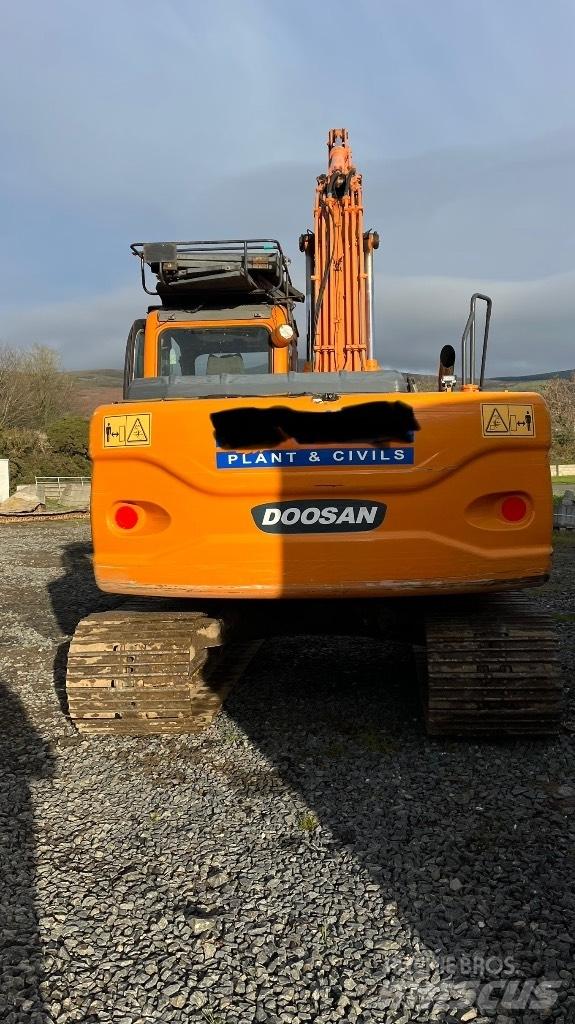 Doosan Dx140 Kolová rýpadla