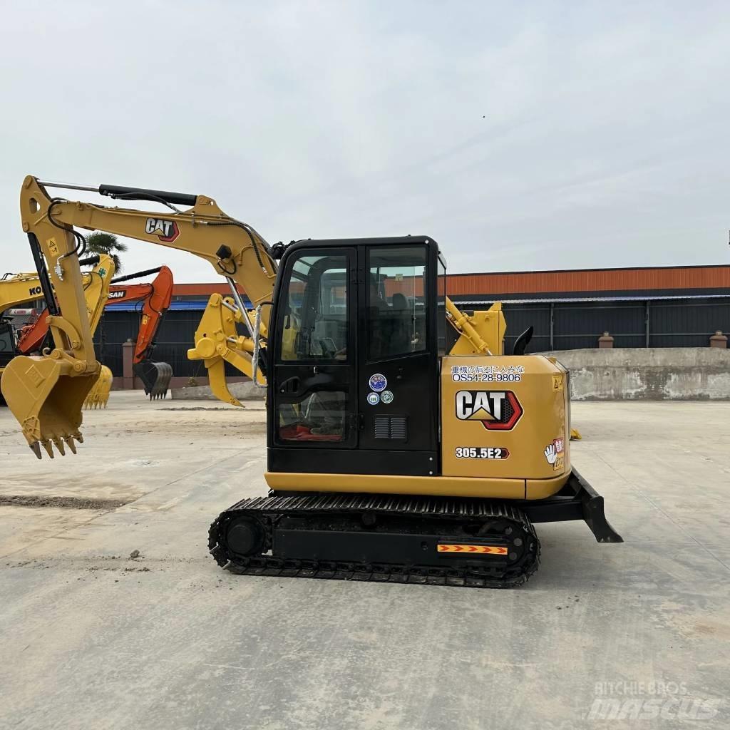 CAT 305.5 Mini rýpadla < 7t