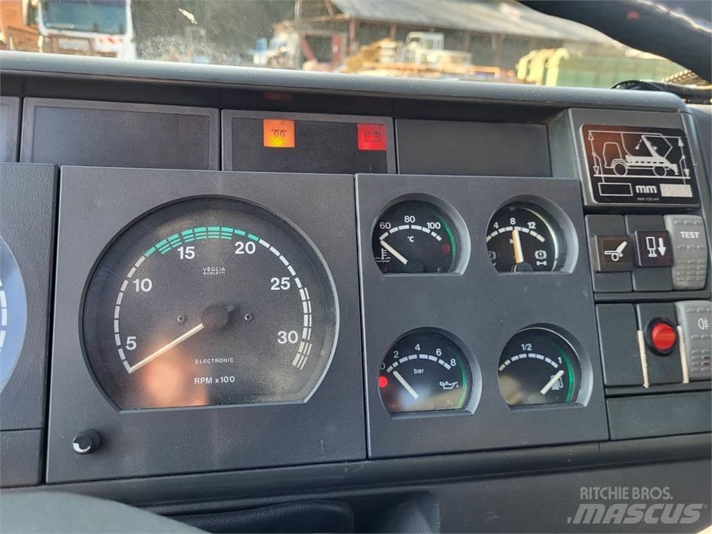 Iveco MAGIRUS 270 Nákladní vozidlo bez nástavby