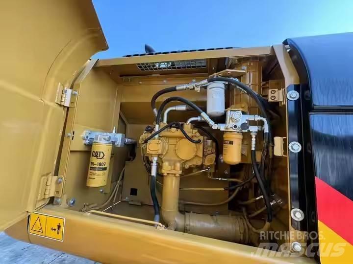 CAT 329 D Pásová rýpadla