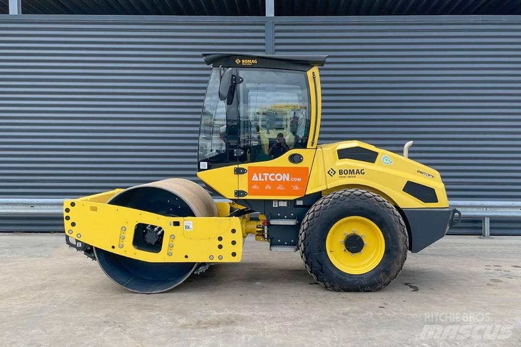 Bomag BW 177 D-5 Tahačové válce